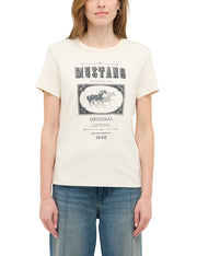 Tricou Rosewood alb, față, imprimeu cu text „Mustang” și cai în alergare, cuvântul „Original”