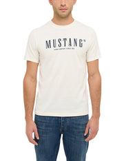 Tricou Austin alb șters, față, purtat pe model