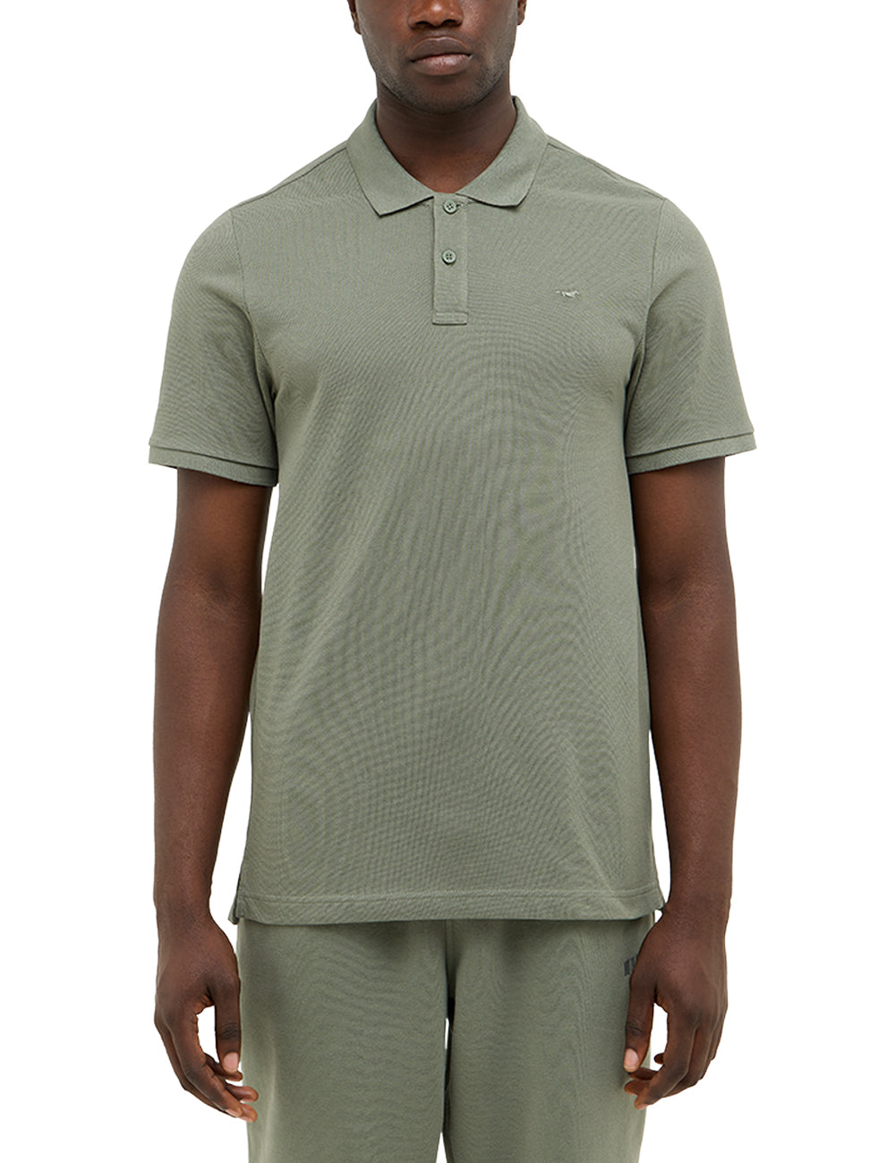 Tricou Palco verde măsliniu, față, purtat pe model, guler polo cu doi nasturi