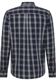 Cămașă Chester carouri tartan bleumarin, spate, pliu central sub guler și manșete cu nasturi