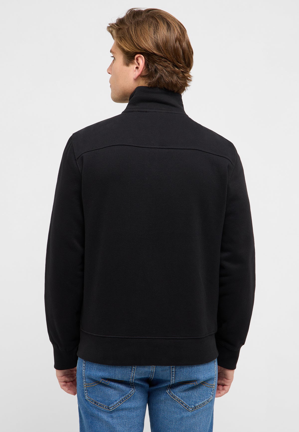 Cardigan Dillon negru, spate, cusătură pe umeri și croială dreaptă