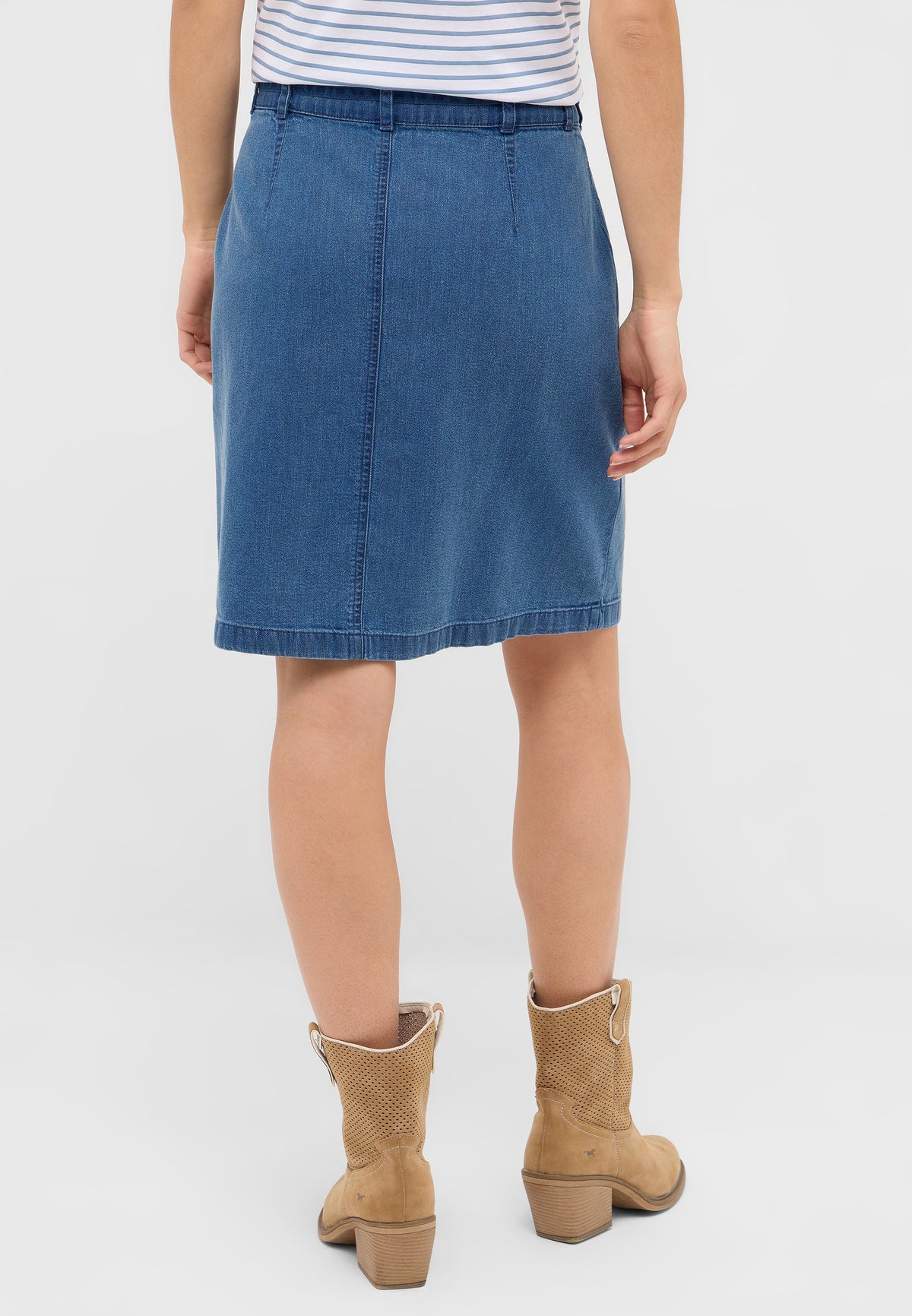 Fustă Bellevue Denim albastru, spate, croială dreaptă cu cusătură verticală la mijloc