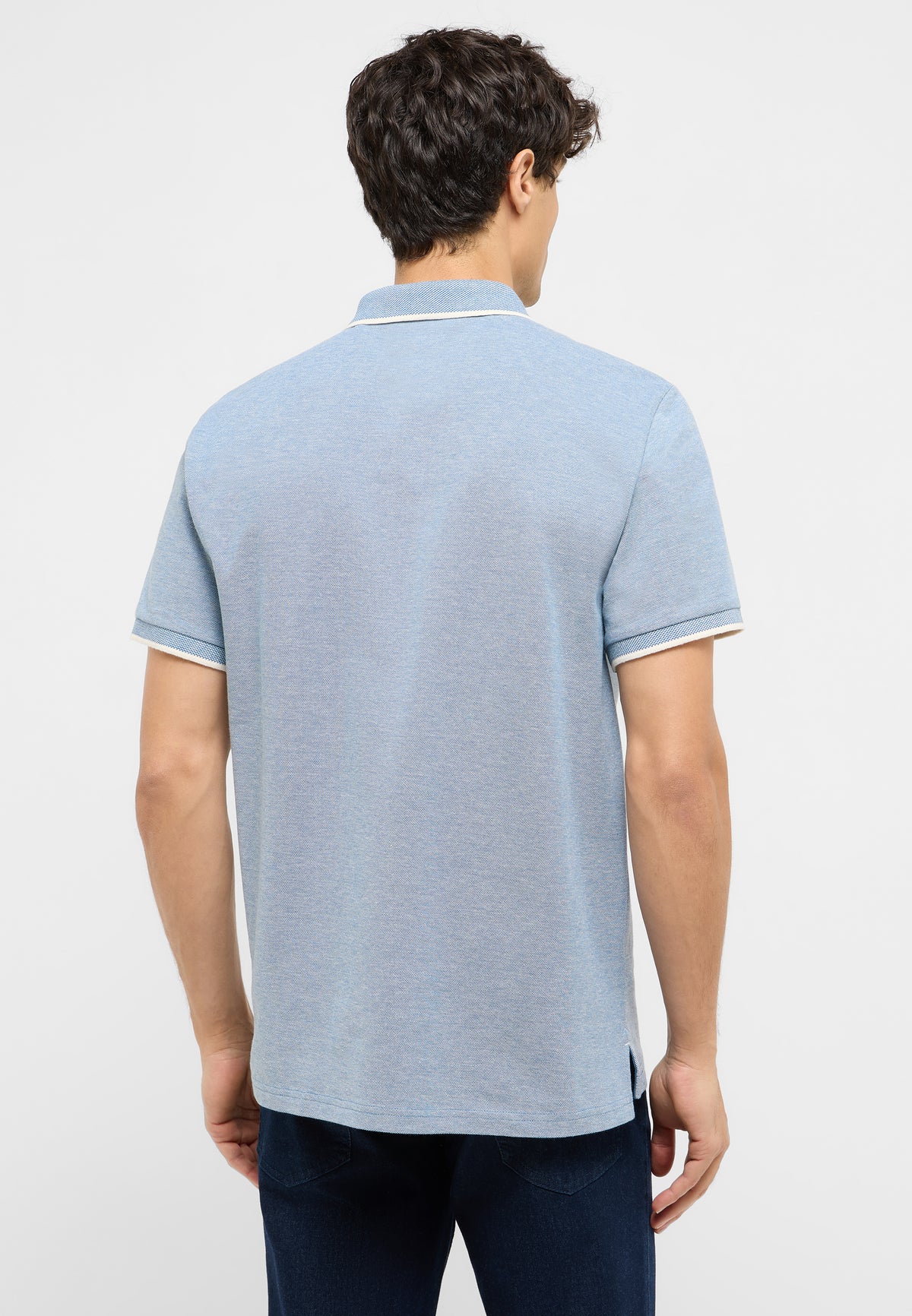 Tricou Palco albastru deschis melanj, spate, purtat pe model