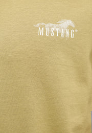 Tricou Austin kaki auriu, detaliu, imprimeu alb cu cal în alergare și inscripția Mustang