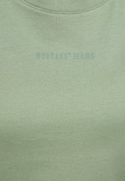 Tricou Relaxed Floris verde, detaliu, imprimeu mic „Mustang Jeans” sub guler