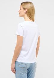 Tricou Alma alb, spate, purtat, fără imprimeu vizibil