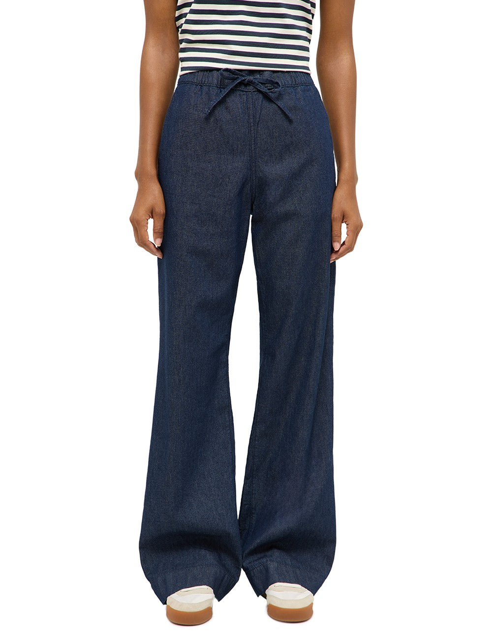Blugi Madison Drawstring albastru închis, față, purtați, croială lată