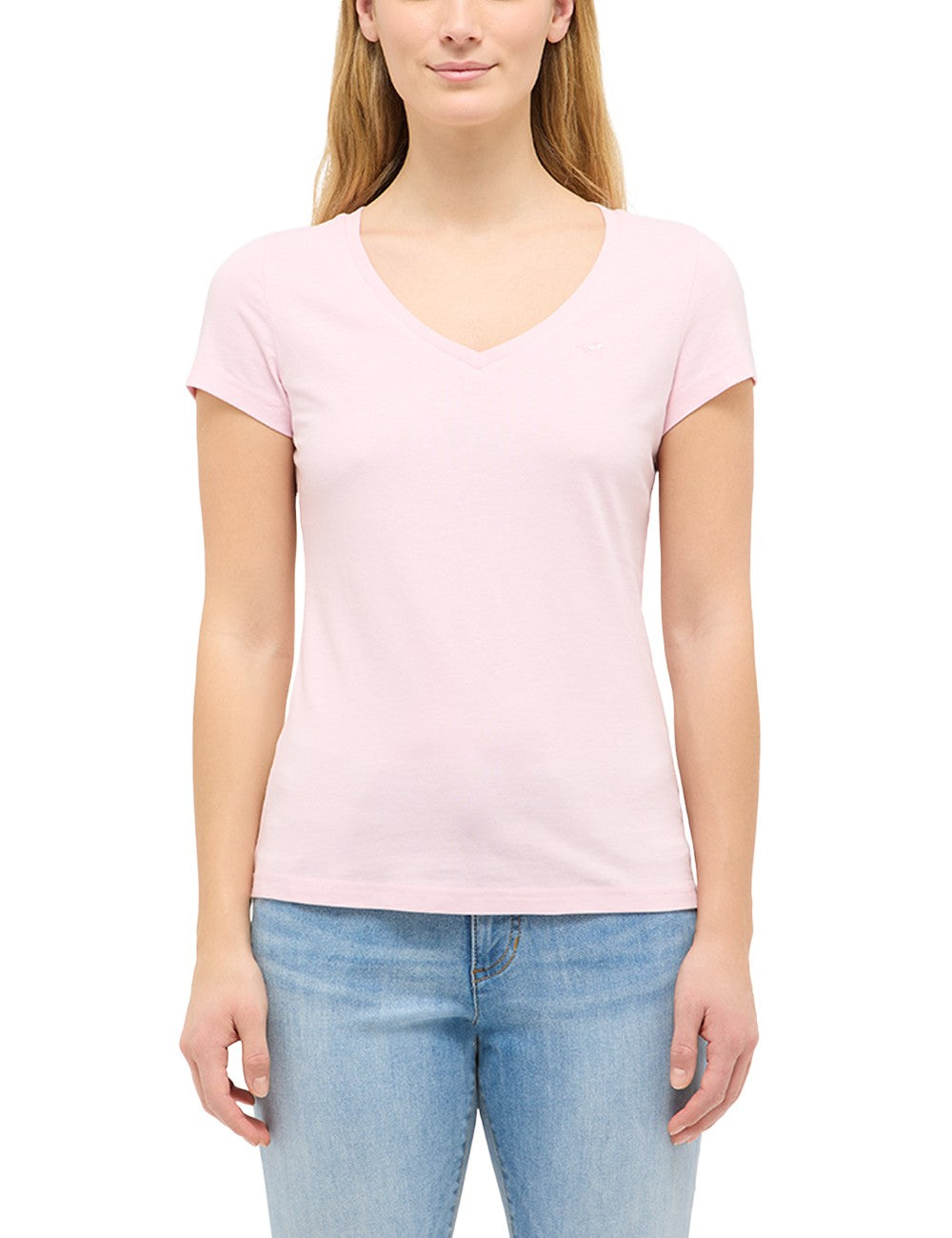 Tricou Beverly roz, față, purtat cu blugi albaștri, guler în V