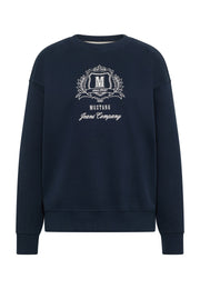 Bluză Salida albastru închis, față, imprimeu mare brodat cu stemă și textul Mustang Jeans Company since 1932