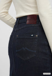 Fustă Eureka Denim albastru închis, detaliu, textura țesăturii denim
