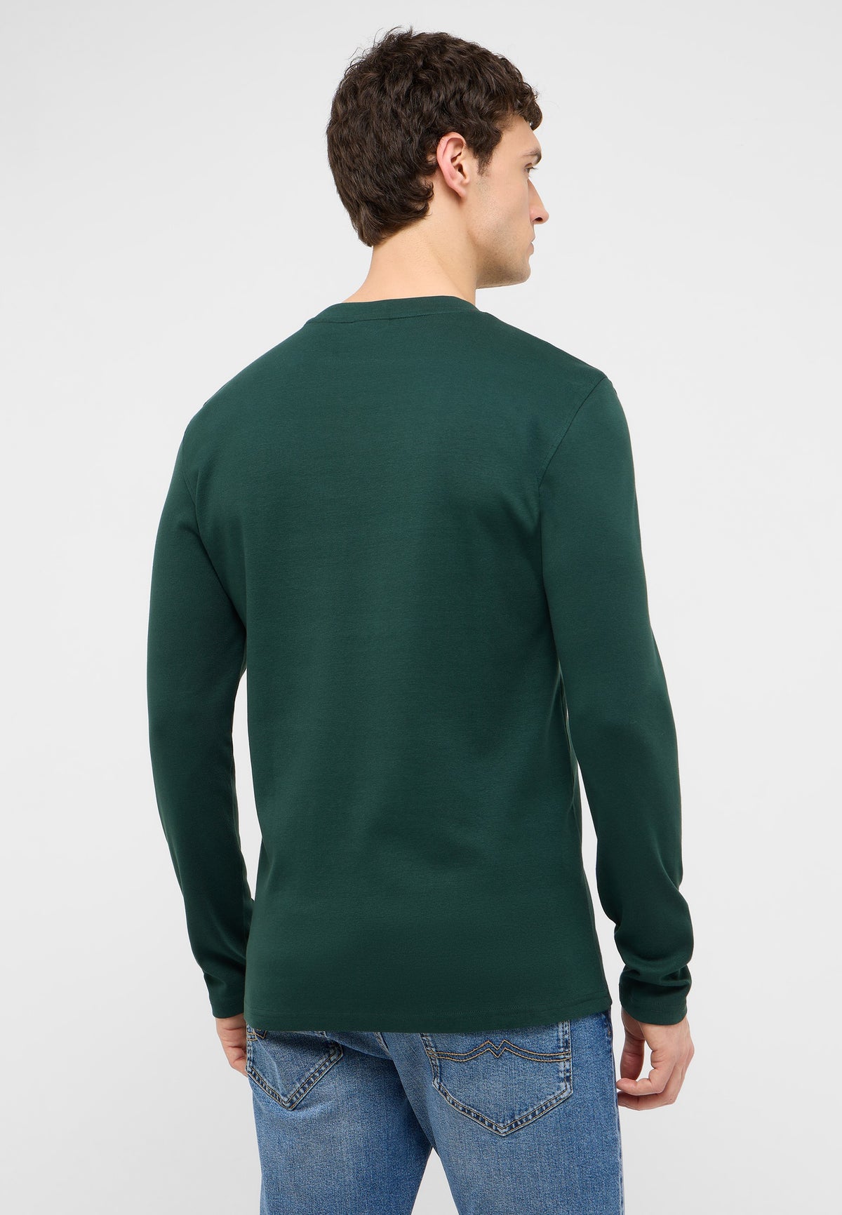 Bluză Arlington verde închis, spate, pe model, fără imprimeu vizibil