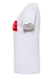 Tricou Alina C Logo alb, lateral, capăt de casetă roșie vizibil pe umăr