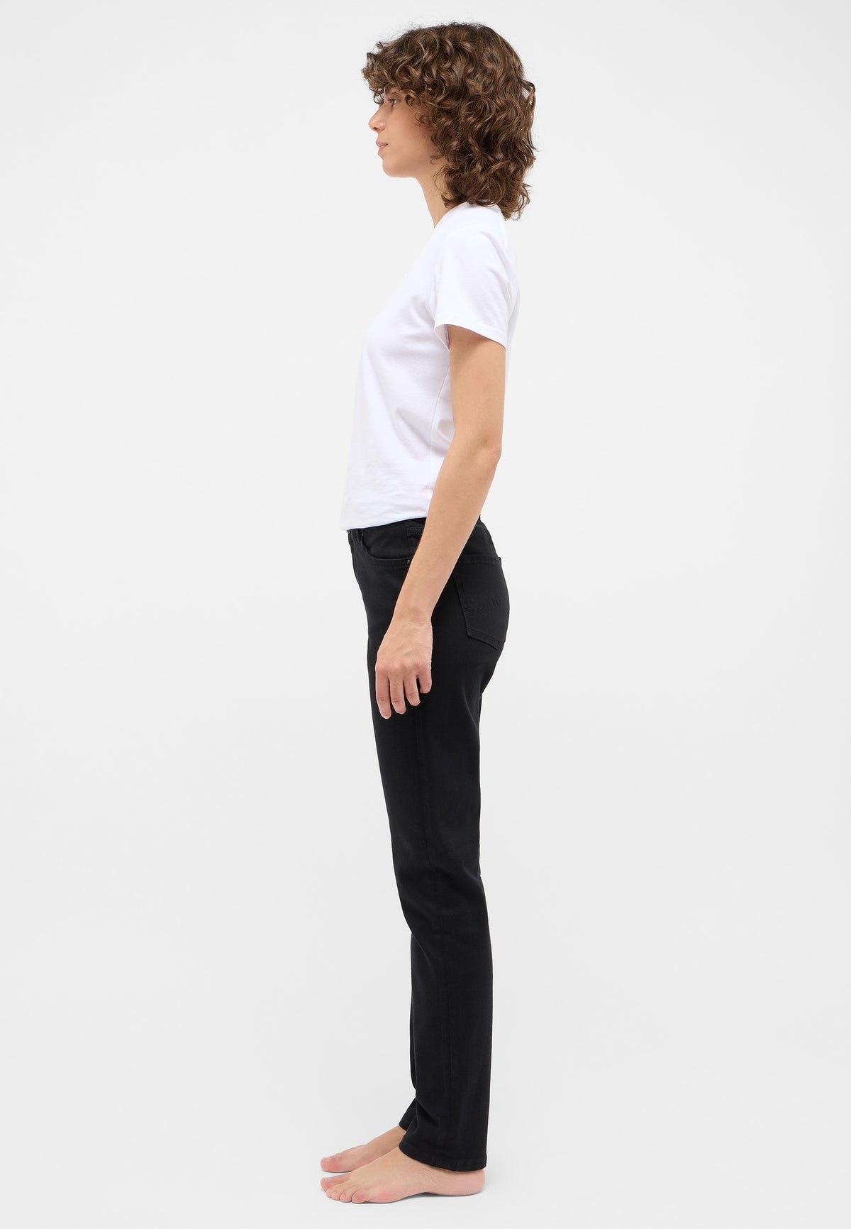 Blugi Crosby negru, lateral, croi slim pe toată lungimea piciorului