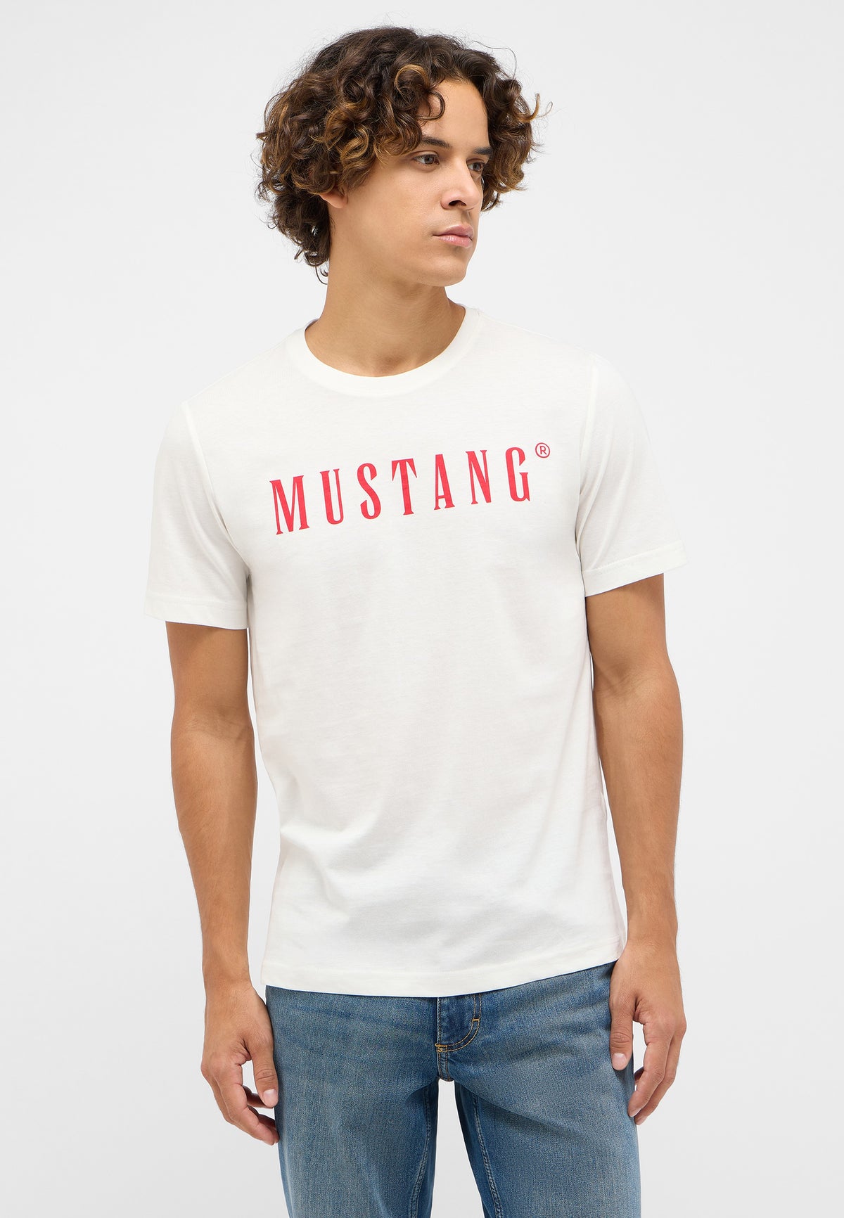 Tricou Austin alb, față, imprimeu roșu „MUSTANG” pe piept